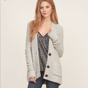 • A B E R C R O M B I E •